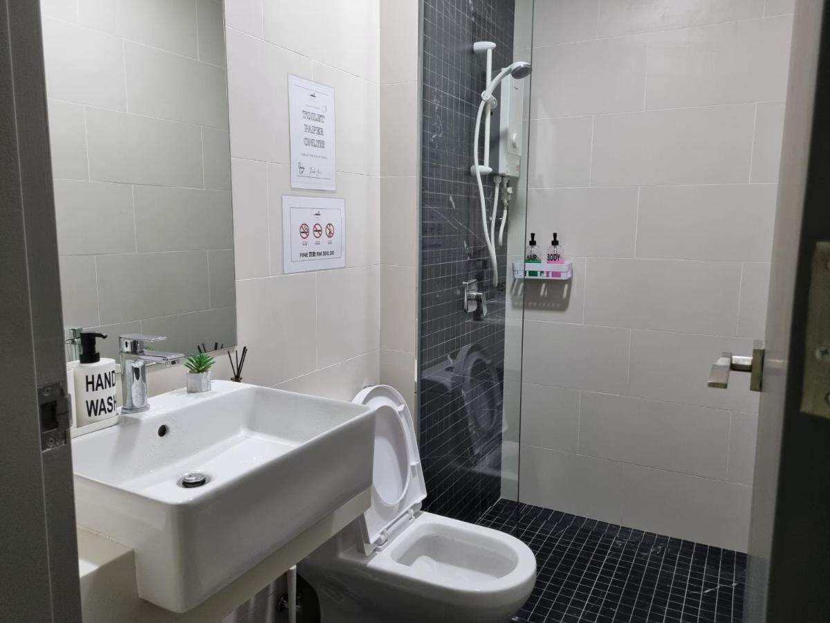 Lavish Beacon Executive Suites By Bin Dao Wu Homestay Penang George Town Eksteriør billede
